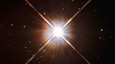 4.2光年比鄰星發來無線電，地外生命在家門口？科學家正在調查